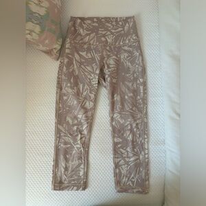 Lululemon Wonder Under leggings